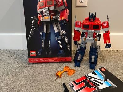 Lego Optimus Prime