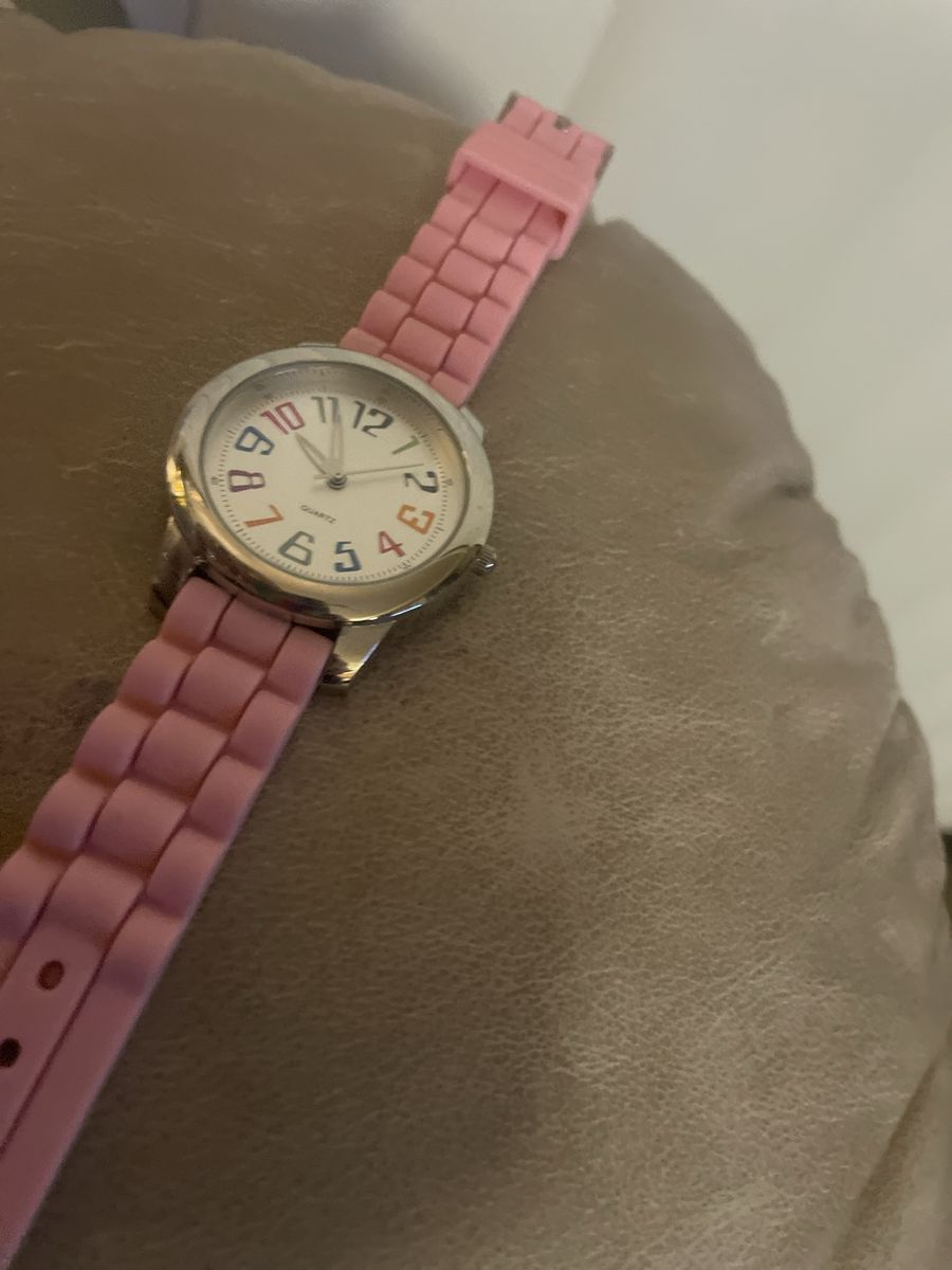 Womens Geneva Pink Wristwatch