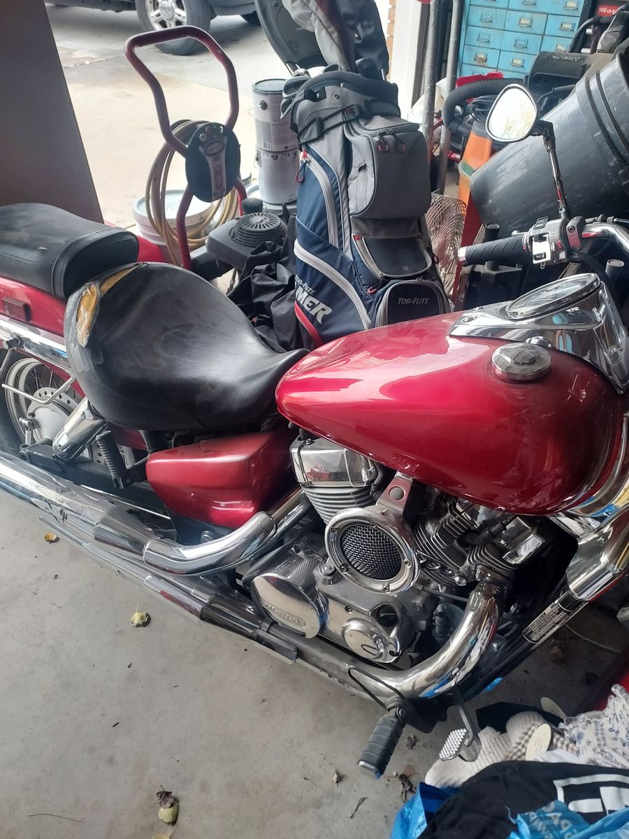 Honda shadow arrow 750
