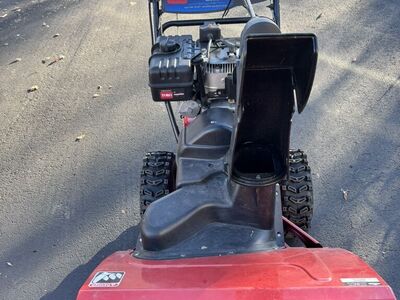 Toro 828XLE Powerful Snowblower 2stage