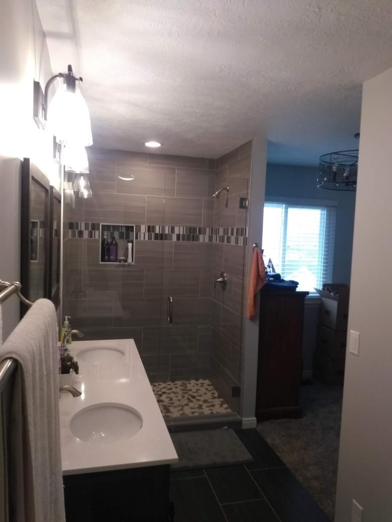 Main image 12
