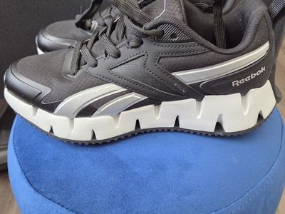New Women's Reebok Zig Vector 6.5