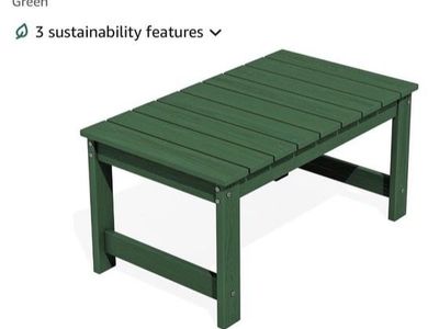 Outdoor coffee table with umbrella hole
