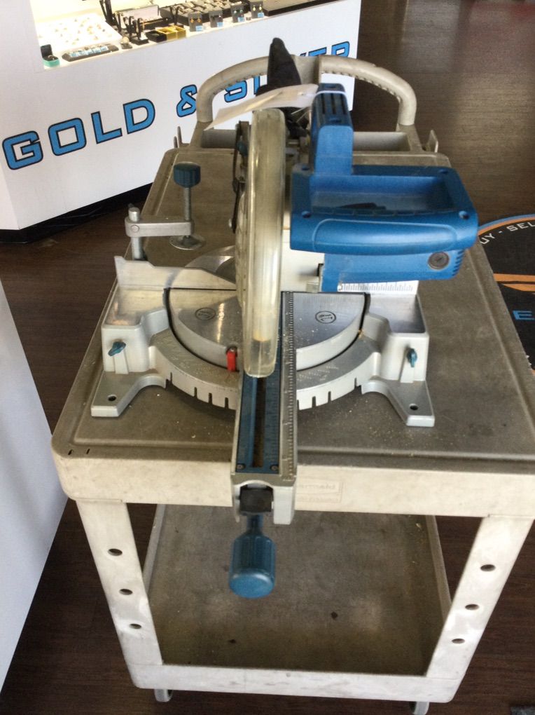 Wen Miter Saw.    #E75013047
