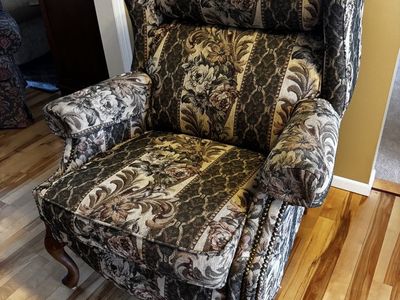 Fully Functional Recliner