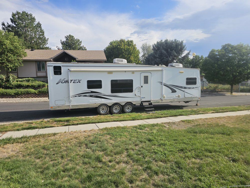 2003 Vortex Toy Hauler
