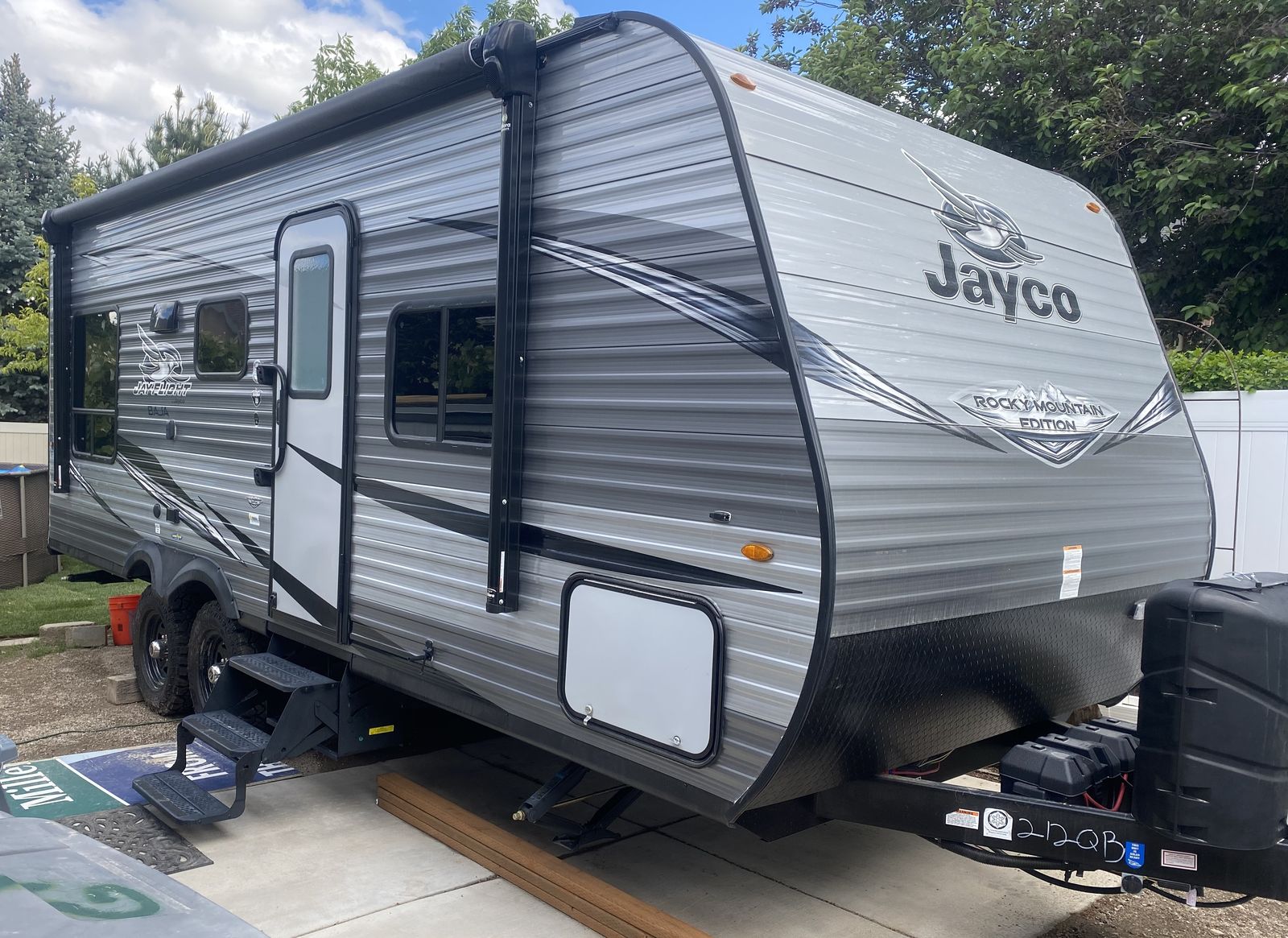 2020 Jayco Jay Flight SLX 212QBW Baja Edition – Used Only 3 Times – Immaculate Condition