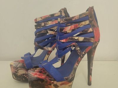 Women’s Heels Lot Size 8.5