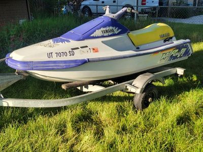 Yamaha Waverunner III 650 Personal Watercraft with Trailer