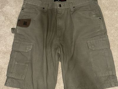 Wrangler Riggs Workwear Men's Ripstop Cargo Work Shorts Olive Green Size 38
