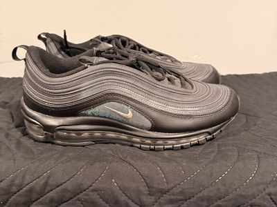 BLACK NIKE AIR MAX 97s SHOES