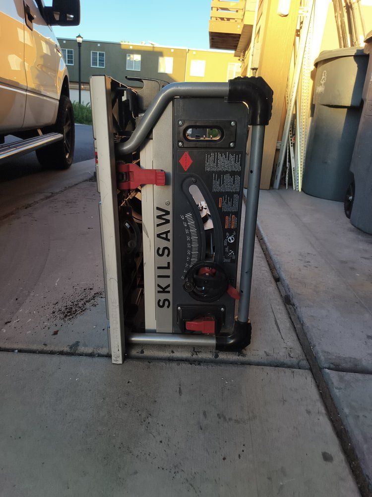 Skilsaw SPT70WT-22 10" Portable Worm Drive Table Saw, UsedGood