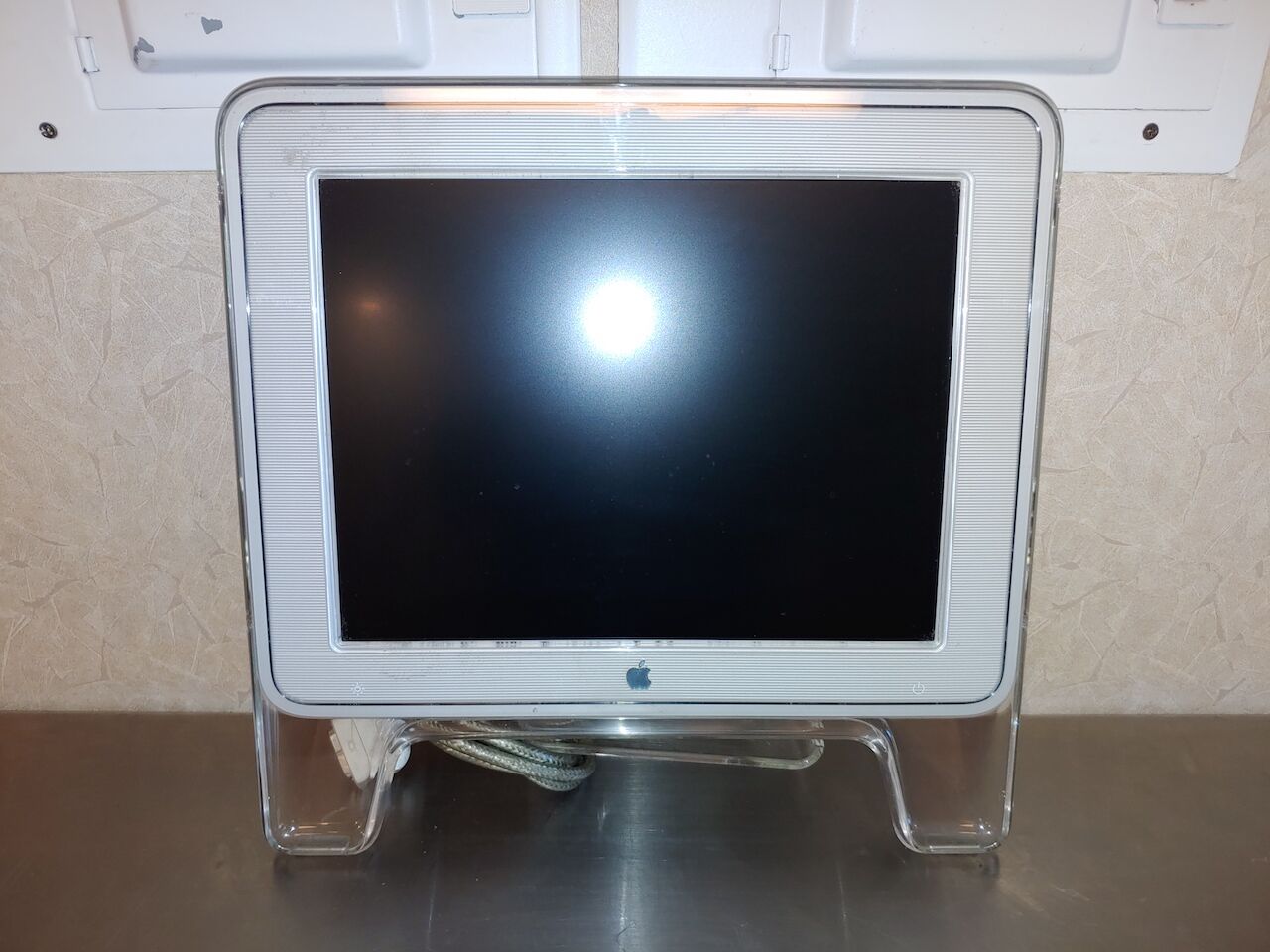 Vintage Apple PowerMac G4 LCD 15" Studio Display / Monitor