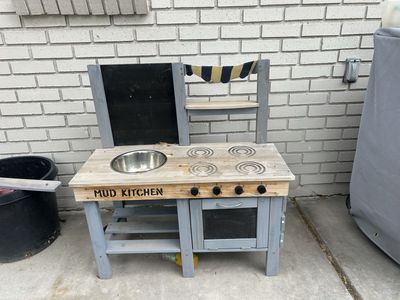 Outdoor toddler kitchen