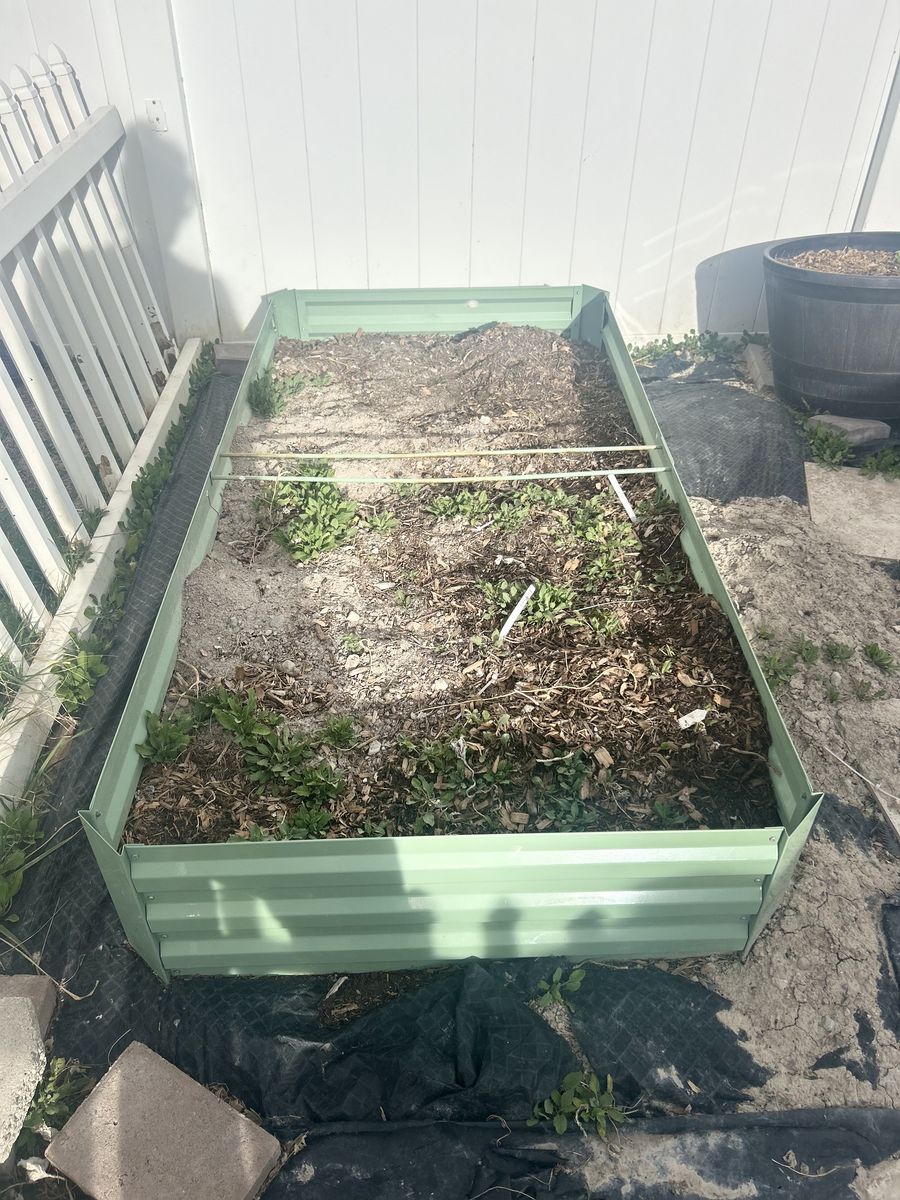 Raised garden Bed