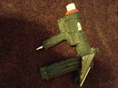 Used Pneumatic Nail Gun
