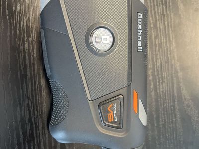 Bushnell Tour V6