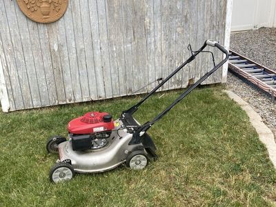 Self-propelled lawnmower for repair