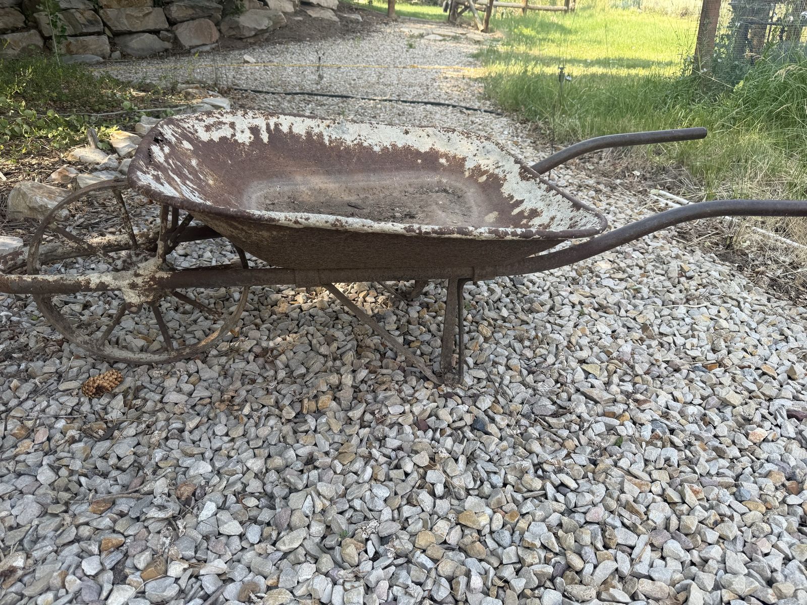 Main image 4