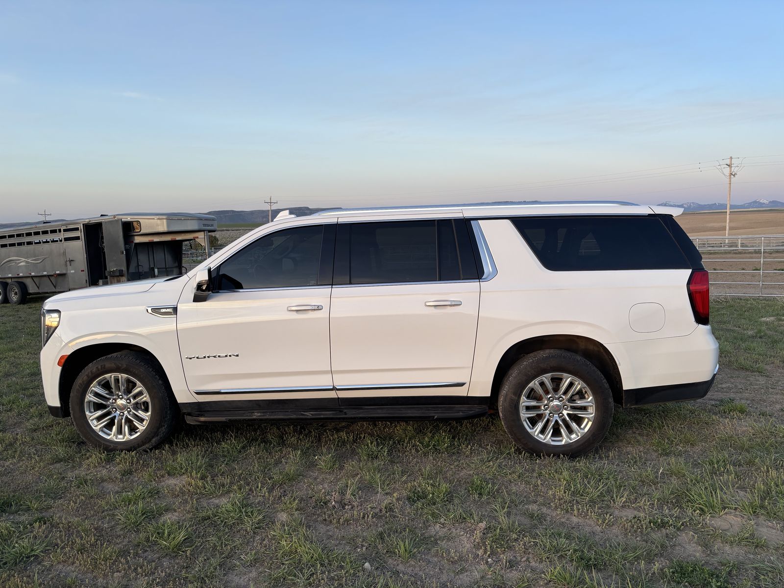 2021 GMC YUKON SLT