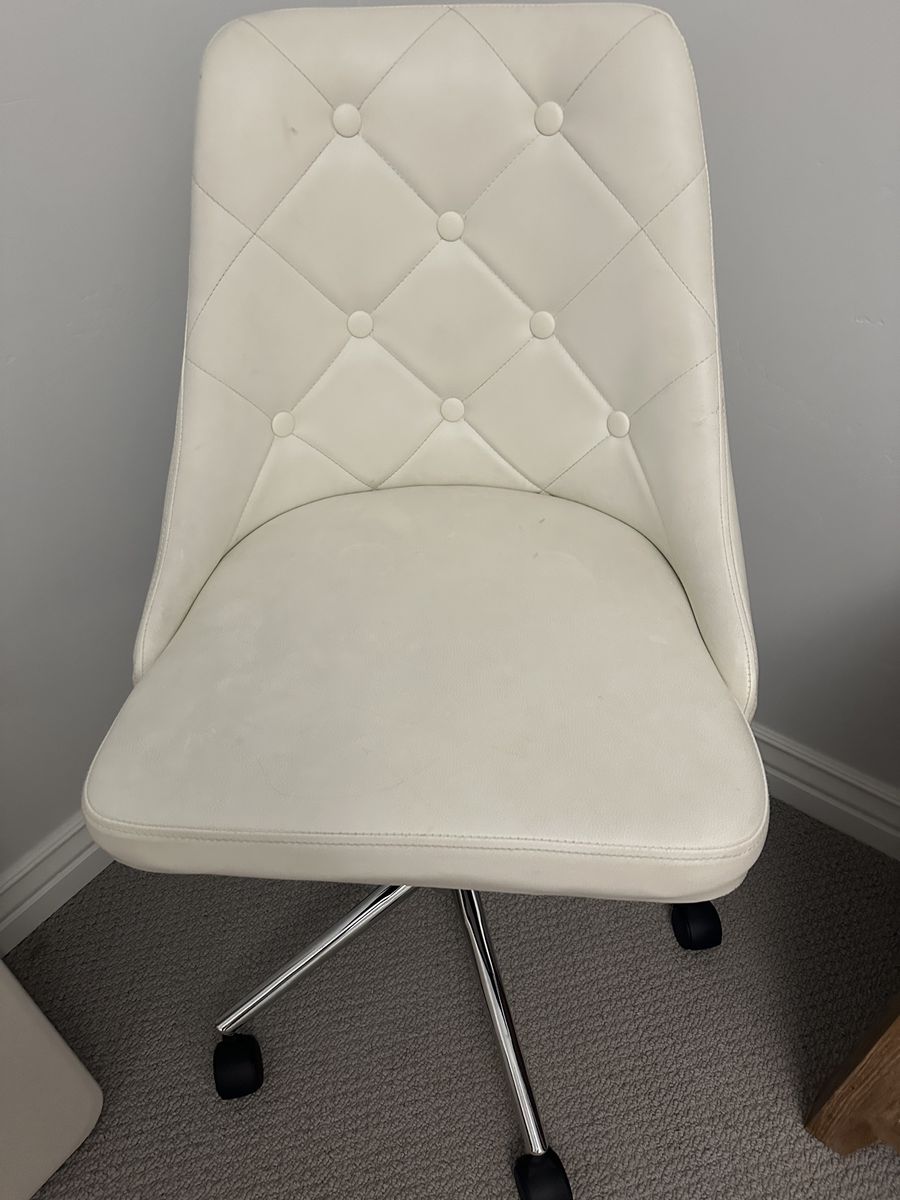 White Tufted Upholstered Office Desk Chair with Chrome Base and Wheels