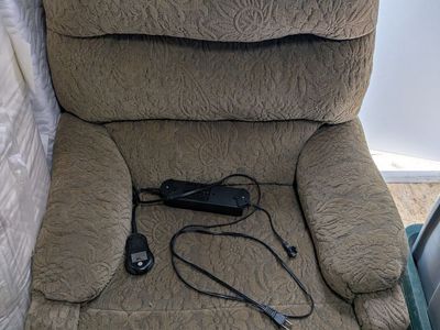 Recliner with Vibration