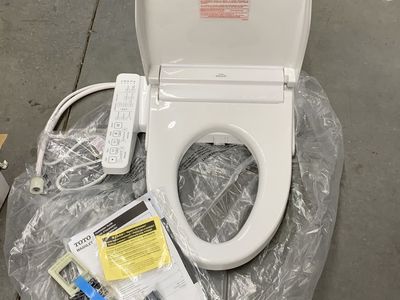 TOTO C2 Washlet Electric Heated Bidet Toilet Seat for Elongated Toilet in Cotton White