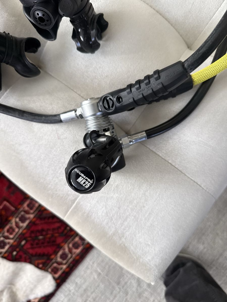 Scuba Pro MK 25 Regulator set