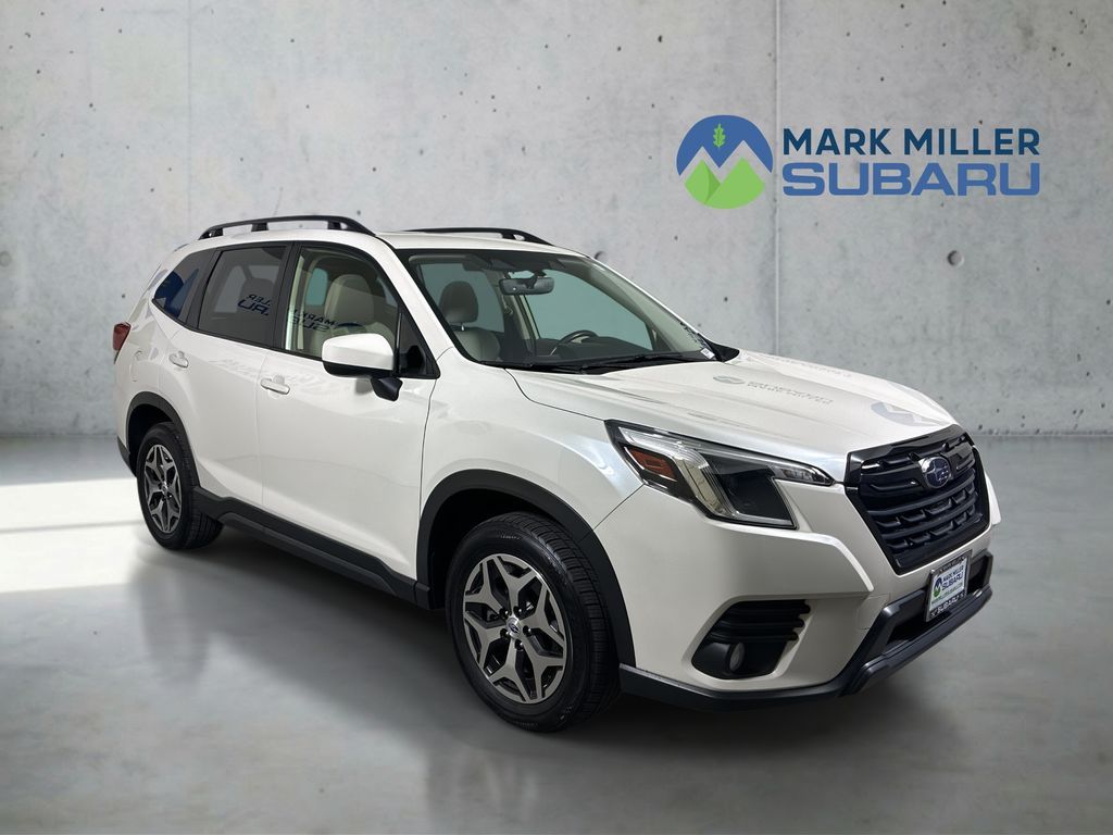 2023 Subaru Forester Premium