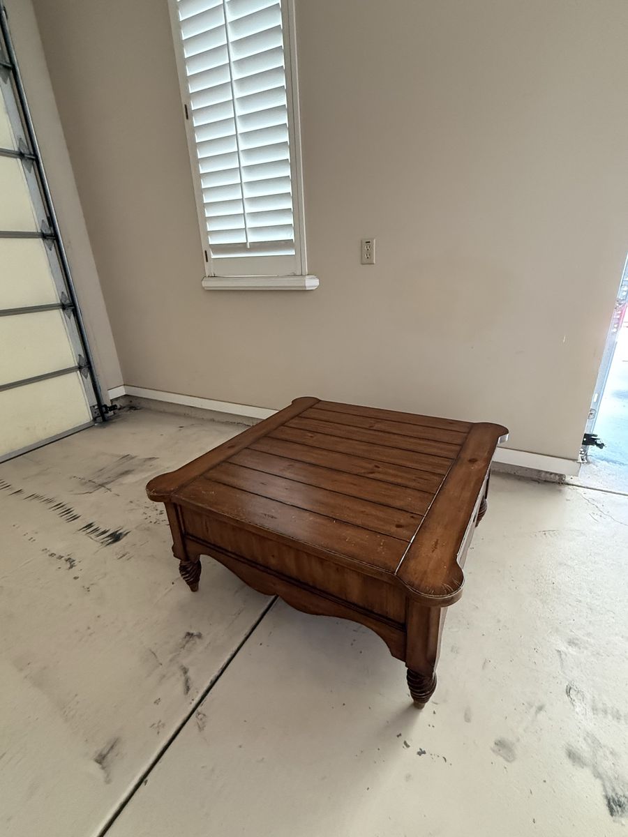 Rustic Solid Wood Coffee Table with 3 Drawers - Sturdy & Stylish Living Room Furniture