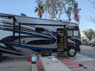 2016 Thor Outlaw 37RB Toy Hauler