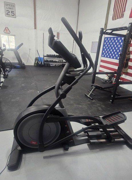 PRO-FORM elliptical