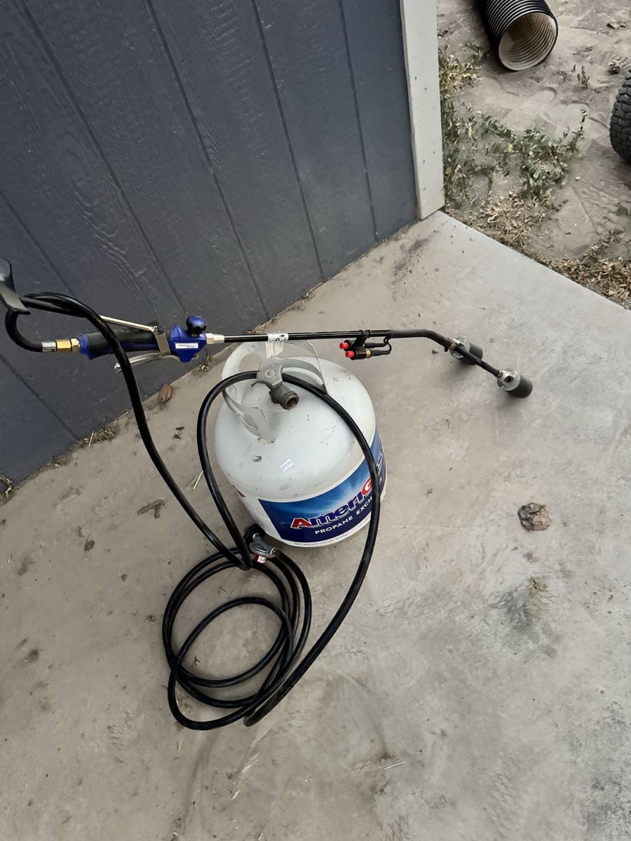 Propane Weed Torch with Tank - Works Great