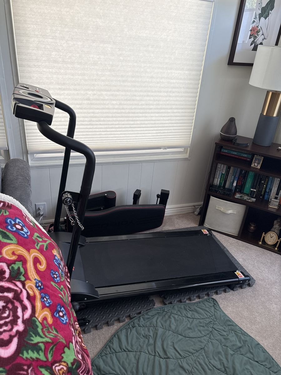 Treadmill 