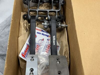 Tilton Pedal Box With Balance Bar 72-607