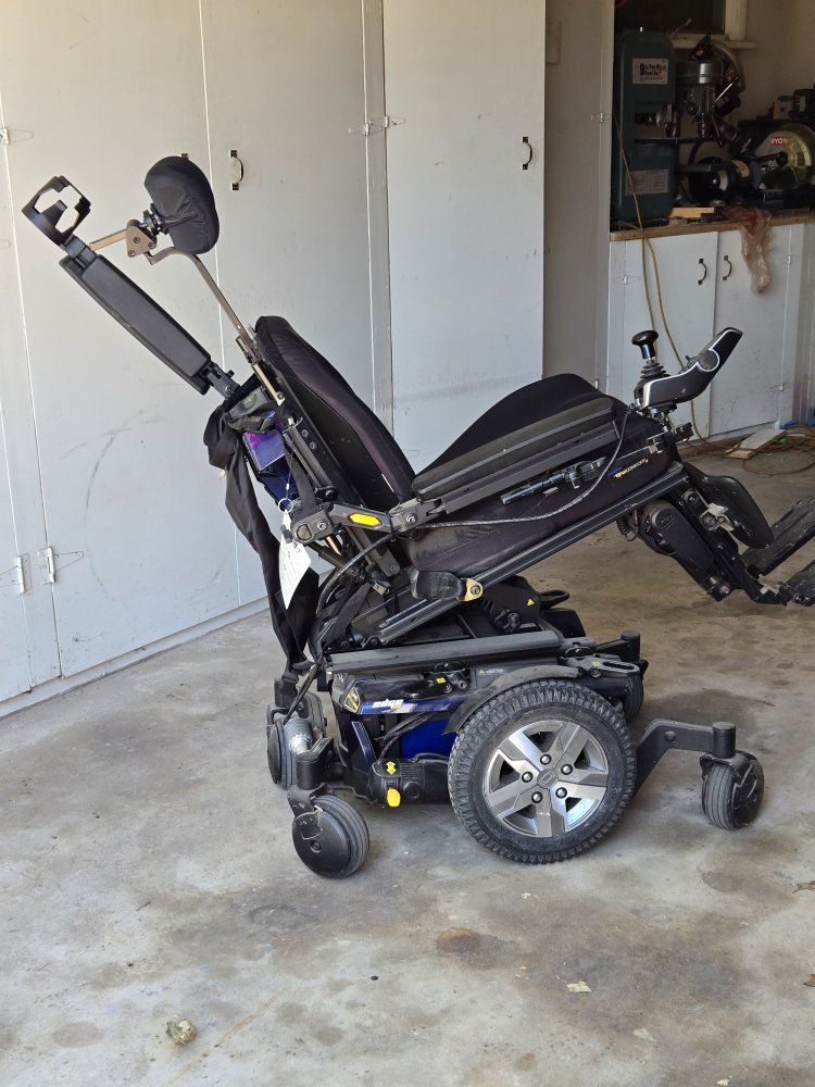 Quantum Edge 2.0 Electric Wheelchair, Power Chair, Mobility Scooter