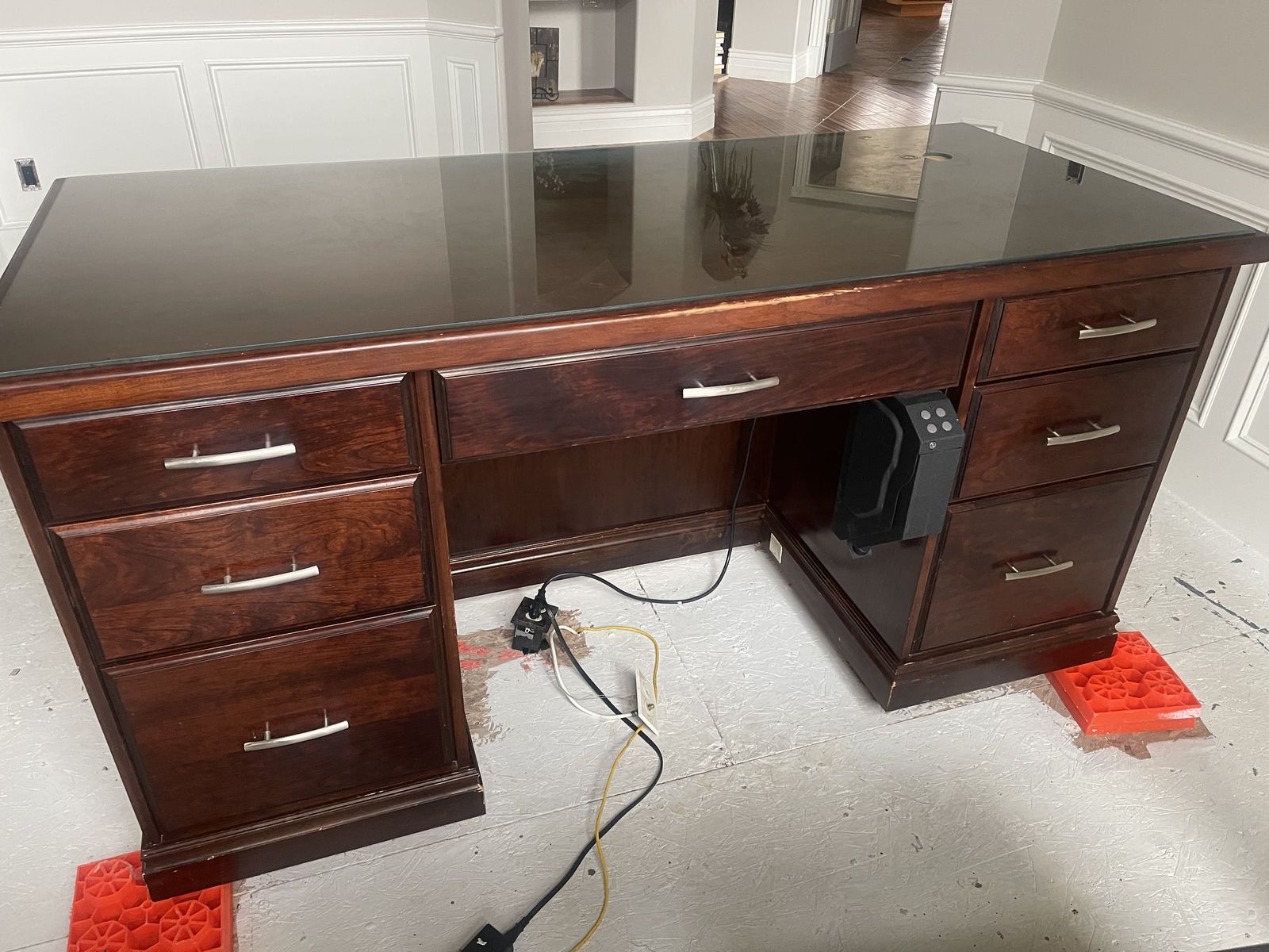 SOLID CHERRYWOOD EXEC DESK