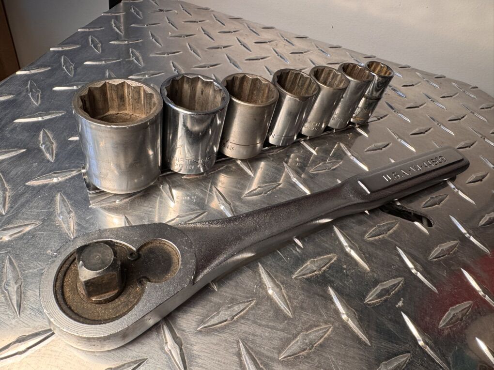 Craftsman 1/2 in Dr. Ratchet SAE Sockets 12-point