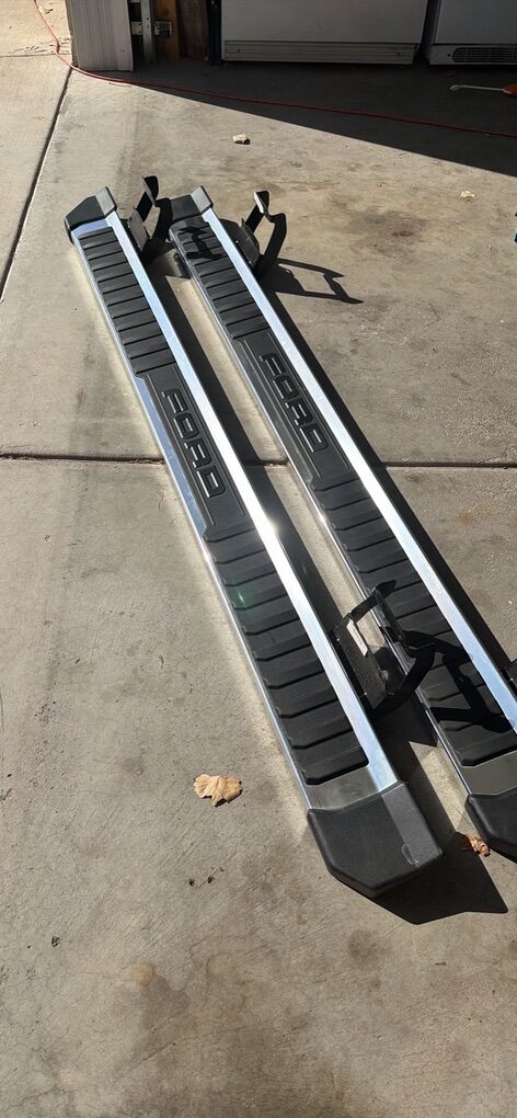 2025 F150 Crew Cab OEM Step Bar