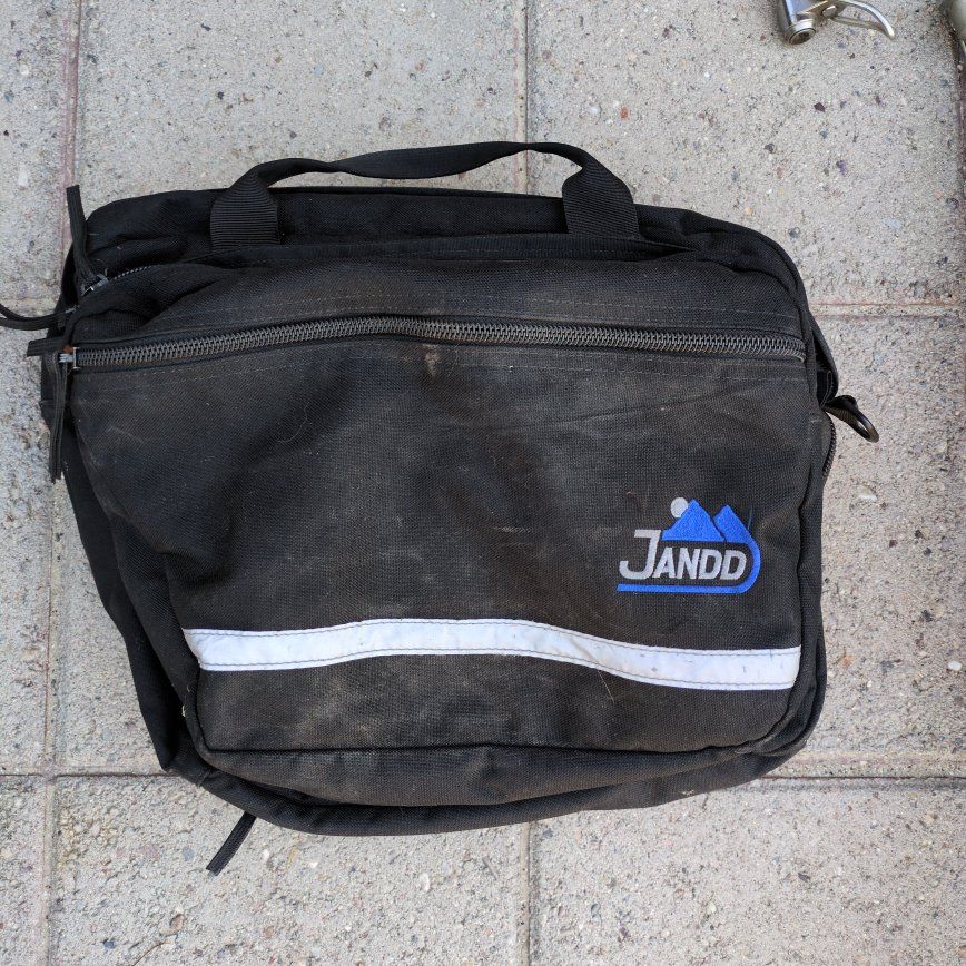 Jandd side pannier easy on/off