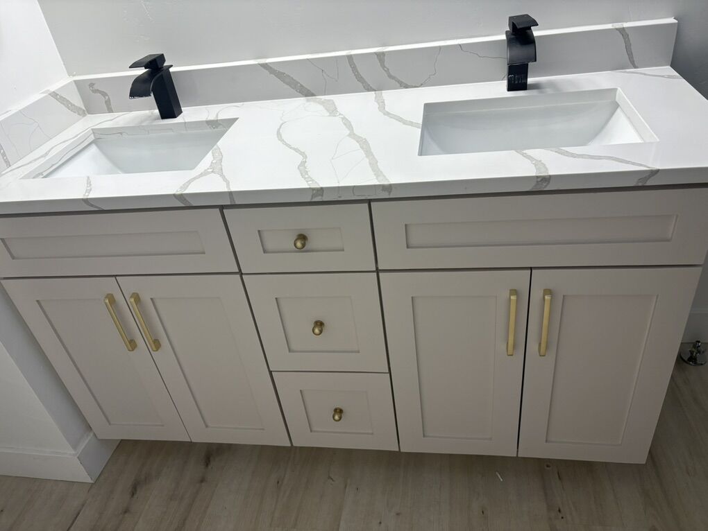 Bath Vanity With Countertop