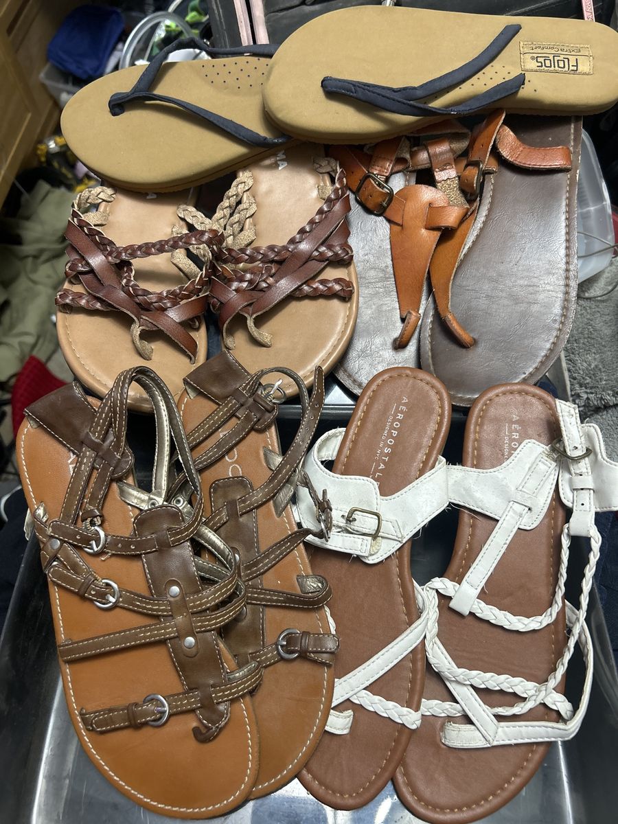 Female sandals size 5/6
