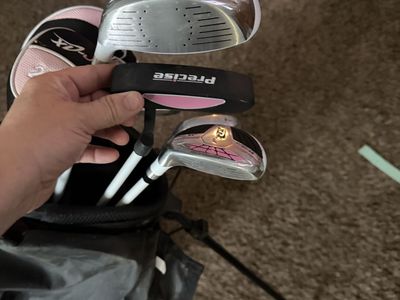 Precise XD-J Girls Youth Golf Club Set with Stand Bag - Pink