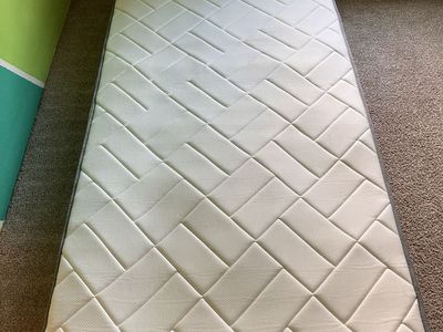 Twin mattress