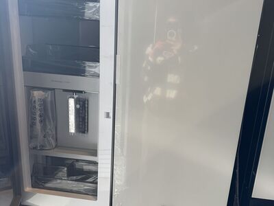 New Samsung 29 Cuft Bepsoke Refrigerator