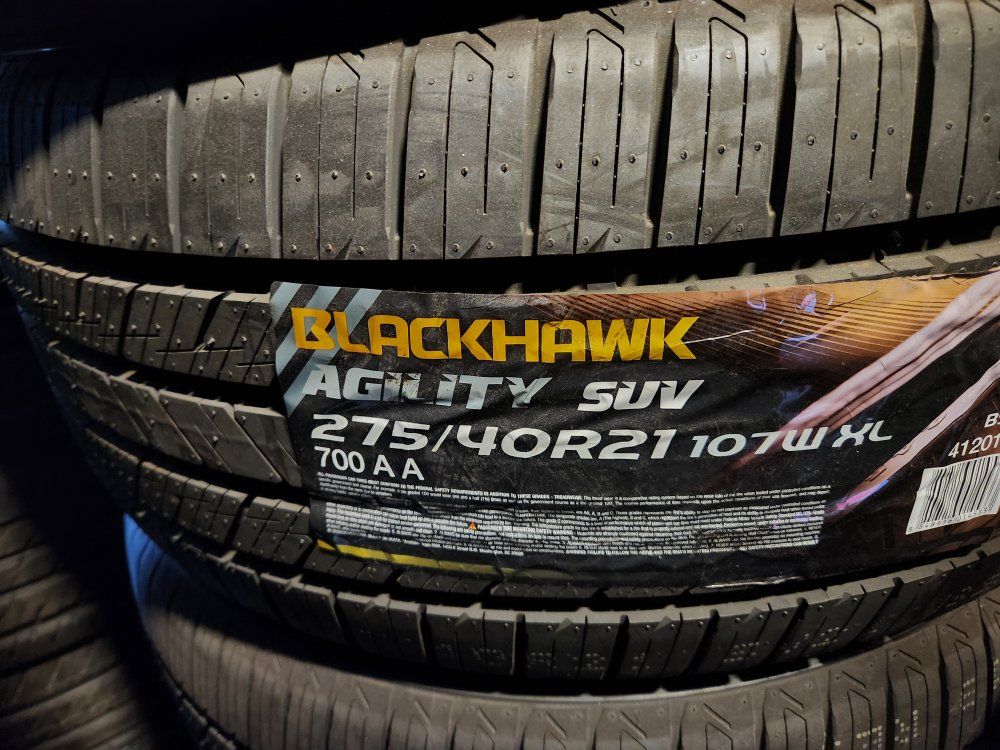 275/40r21 blackhawk agility suv