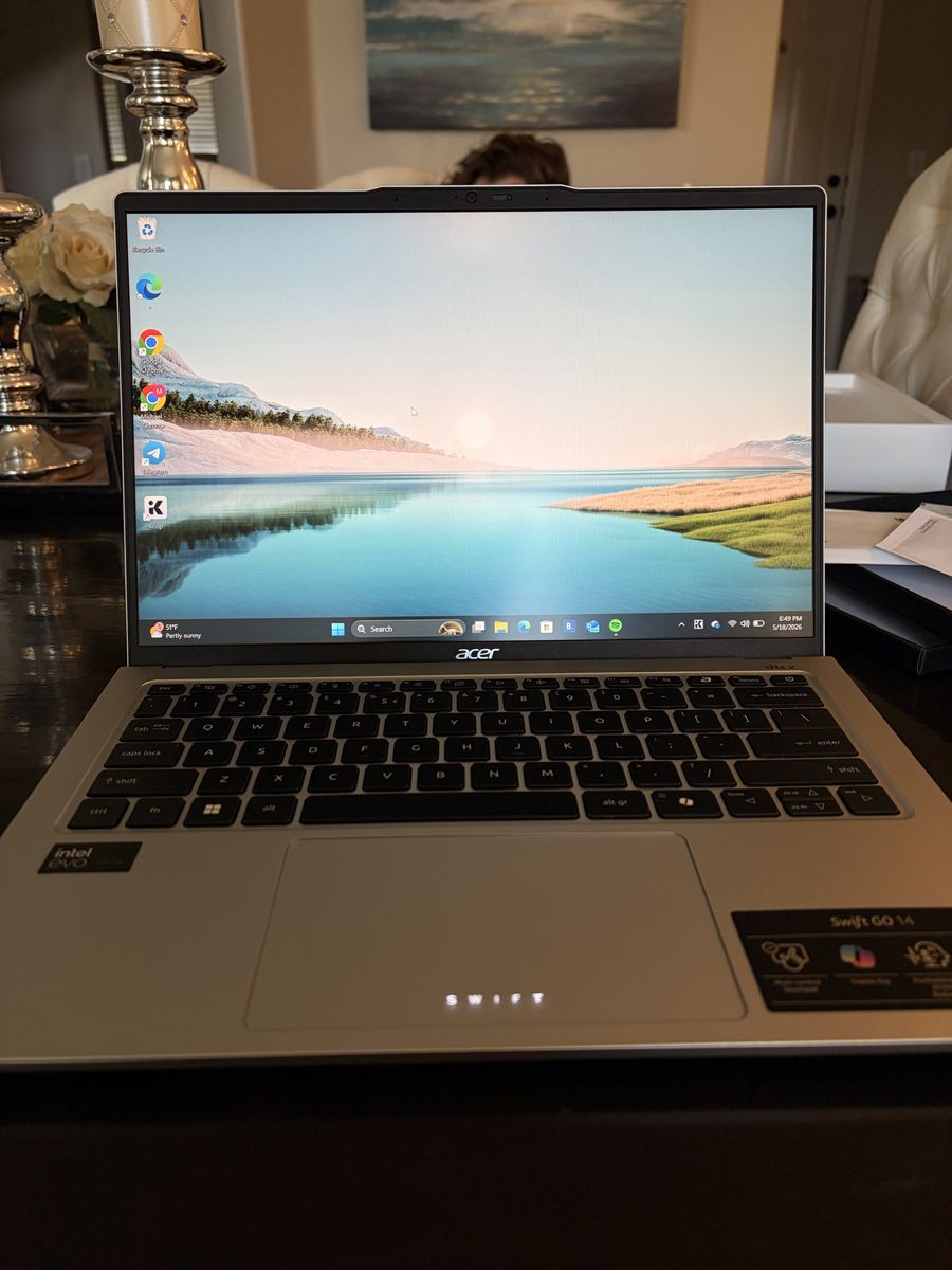 Acer Swift Go 14 + CoPilot AI