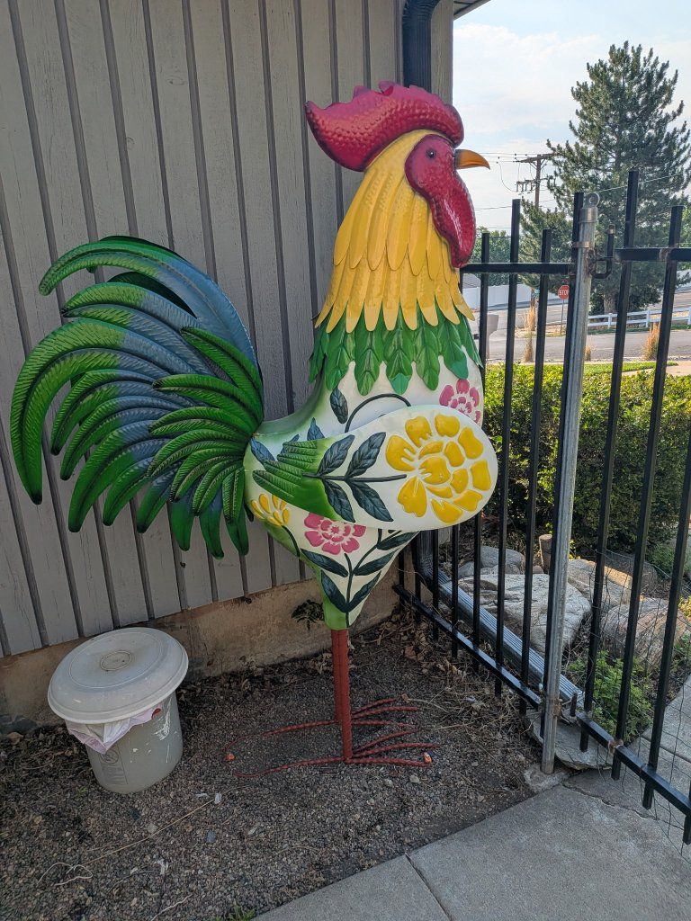 Large Colorful Rooster Garden Yard Art Metal Sculpture