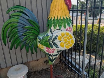 Large Colorful Rooster Garden Yard Art Metal Sculpture