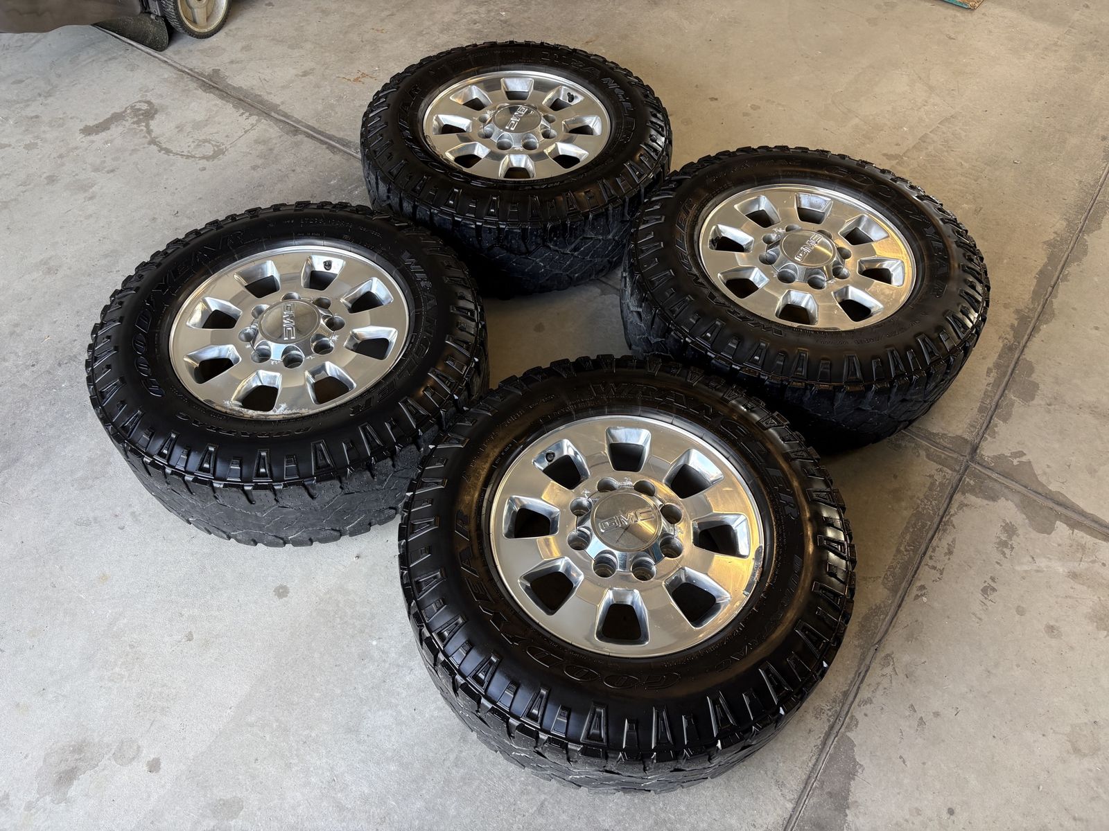 Gmc Wheels and Tires